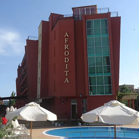 Appartement студио до кики бийч *